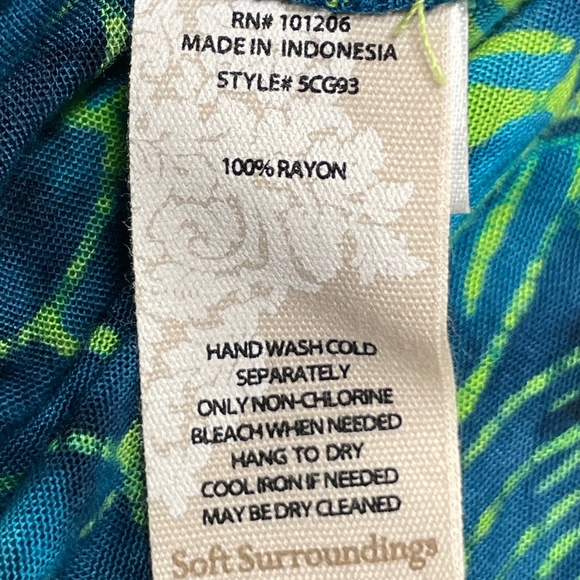 Women’s 1X  Green/Blue Soft Surroundings Top - Picture 11 of 13